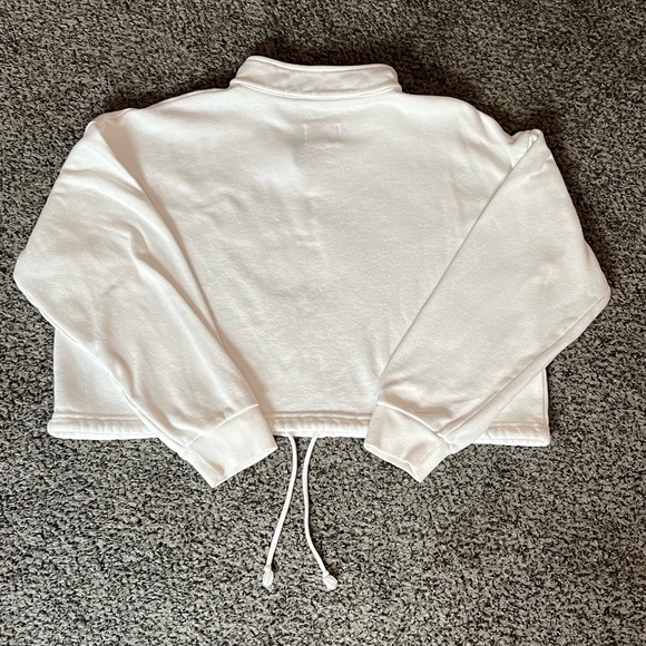 American Eagle Cropped quarter zip - Picture 3 of 4